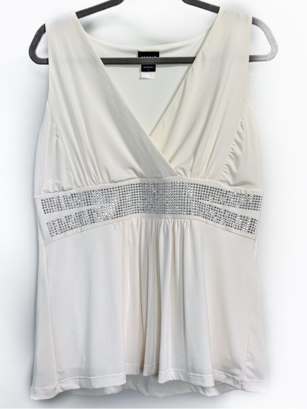 Torrid Plus Size Cream Sleeveless Blouse Rhinestone Accent Size 0/12-14